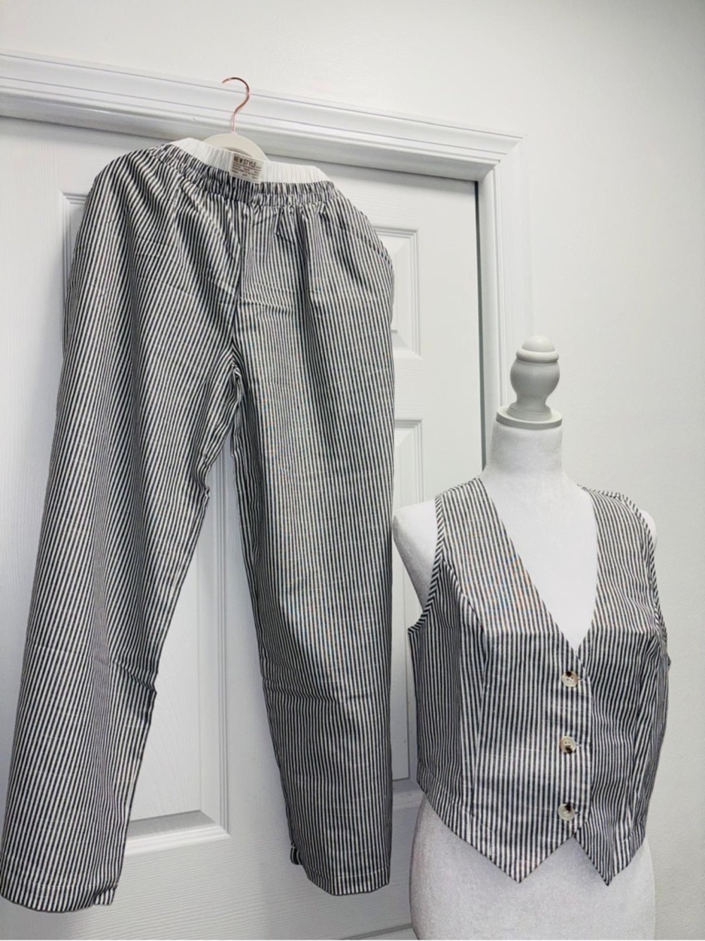 SHEIN Black & White Striped Straight-Leg Pants with Matching Vest